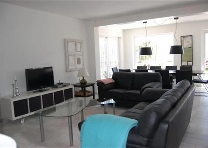 Fantastic Renovated Annex