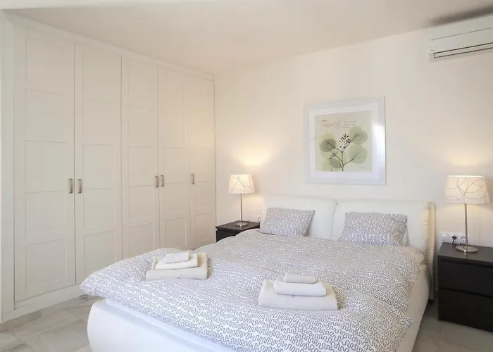 Fantastic Renovated Annex * Fuengirola