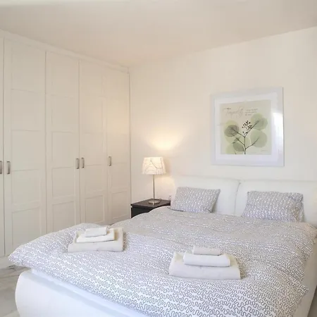 Fantastic Renovated Annex * フエンヒロラ